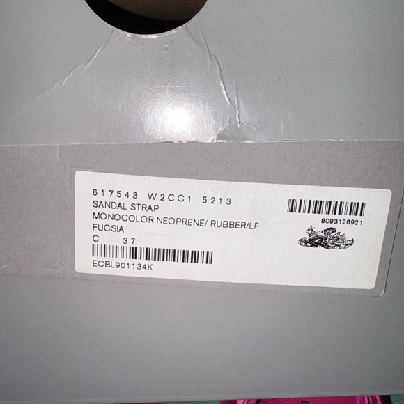 Track Shoes
100% Authentic
worn three times - Picture 3 of 6